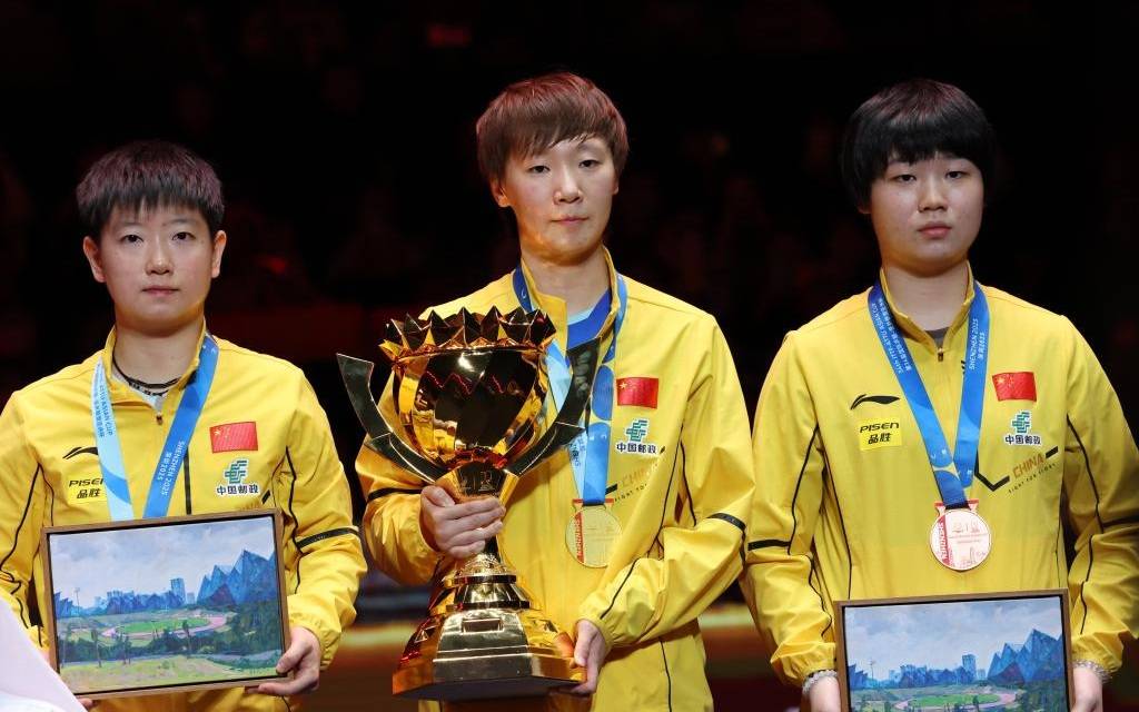 乒羽中心强烈谴责，赛场不能再被饭圈“控场”| 新京报快评