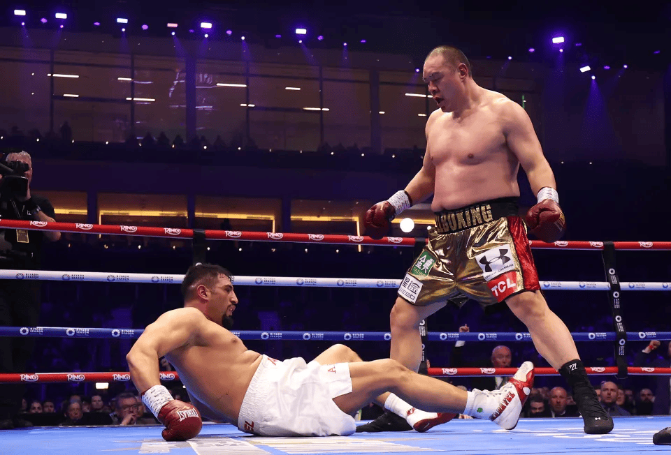 深一度|42岁张志磊死磕梦想<strong></p>
<p>wti美国原油</strong>,出场费250万美元成标杆