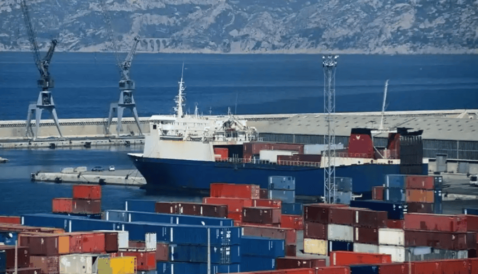 中美谈崩了?美国10招并进<strong></p>
<p>美国wti原油</strong>,集中力量反华,中方已做好最坏打算!