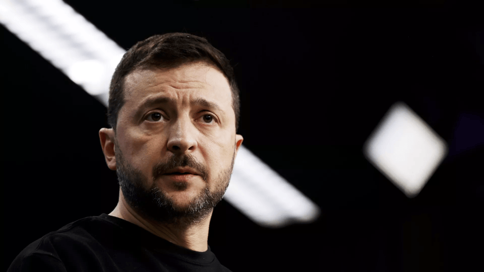 俄军深夜突袭第聂伯河!泽连斯基震怒<strong></p>
<p>期货原油价格</strong>,乌司令当场“下课”!