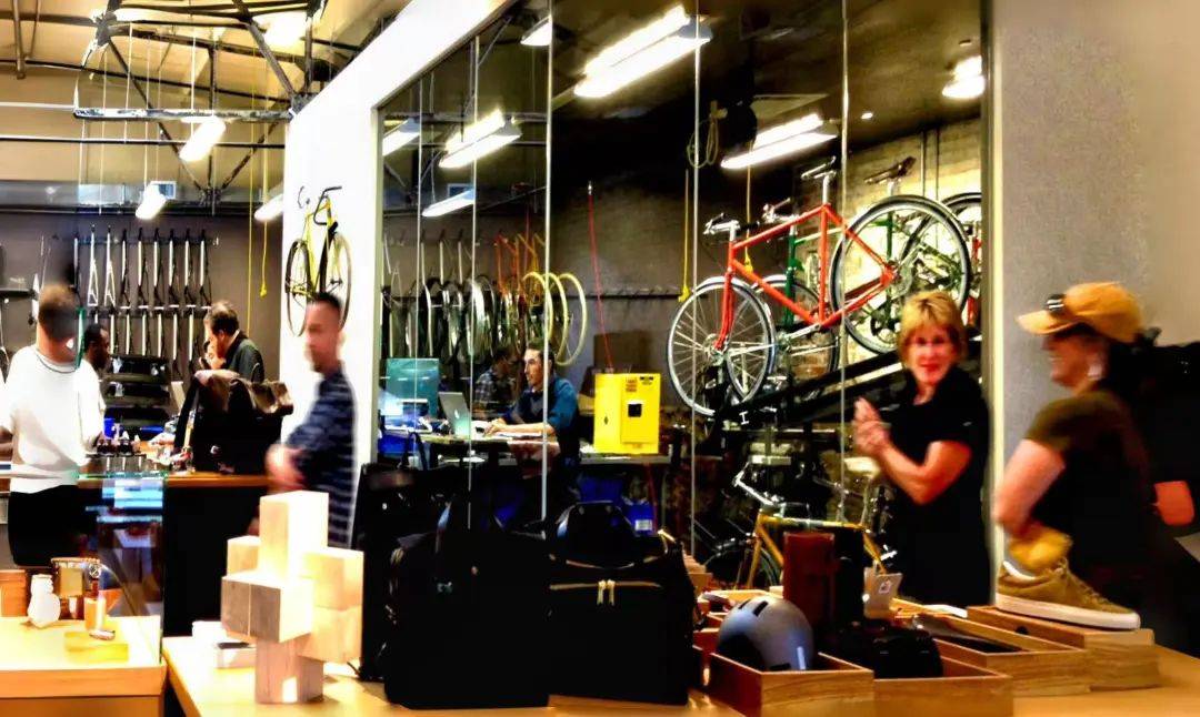 关税战将导致全球新一轮大萧条<strong></p>
<p>原油期货一手</strong>?