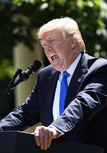 不再惯着<strong></p>
<p>原油实时价格</strong>!中国向全球宣布:不许再和美国合作!一记重拳轰向美国七寸