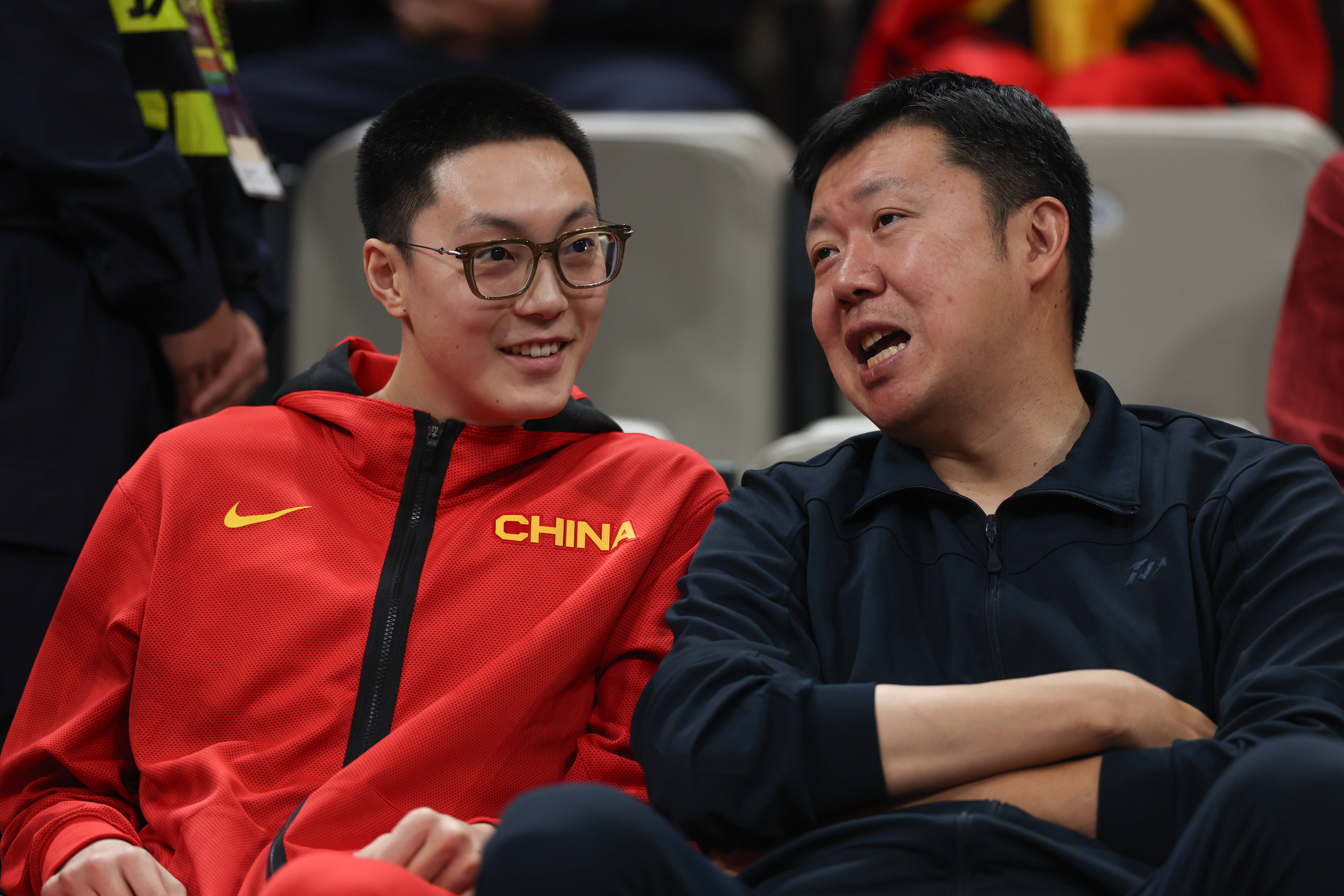 王治郅:<strong></p>
<p>原油实时价格</strong>我没微信也不愿妥协 停车场要求扫码我只给现金