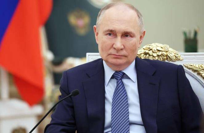 中方婉拒后<strong></p>
<p>原油实时价格</strong>，普京已通告全球，美俄罕见联手，外交部直接把话挑明