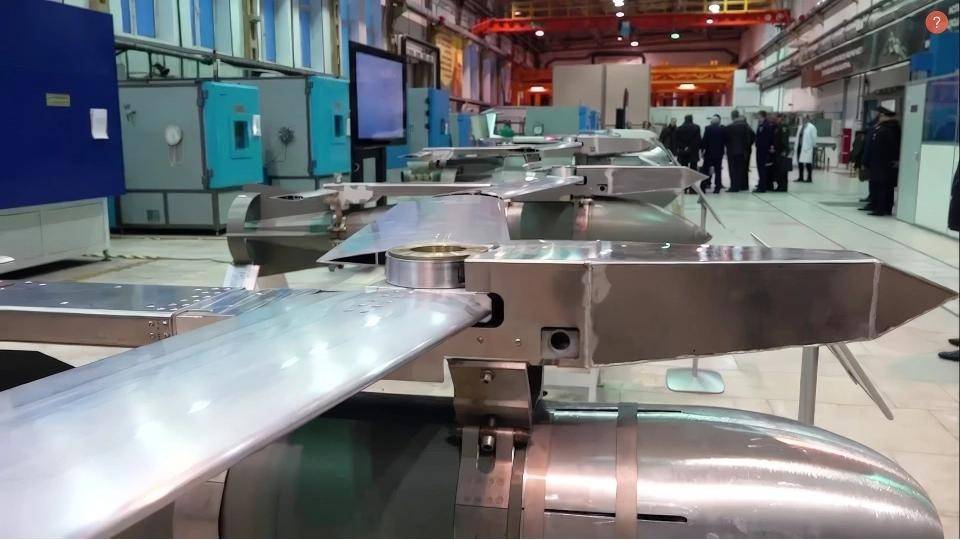 用掉上万枚也没见多大效果<strong></p>
<p>现原油</strong>!俄罗斯滑翔制导炸弹遇到大问题?