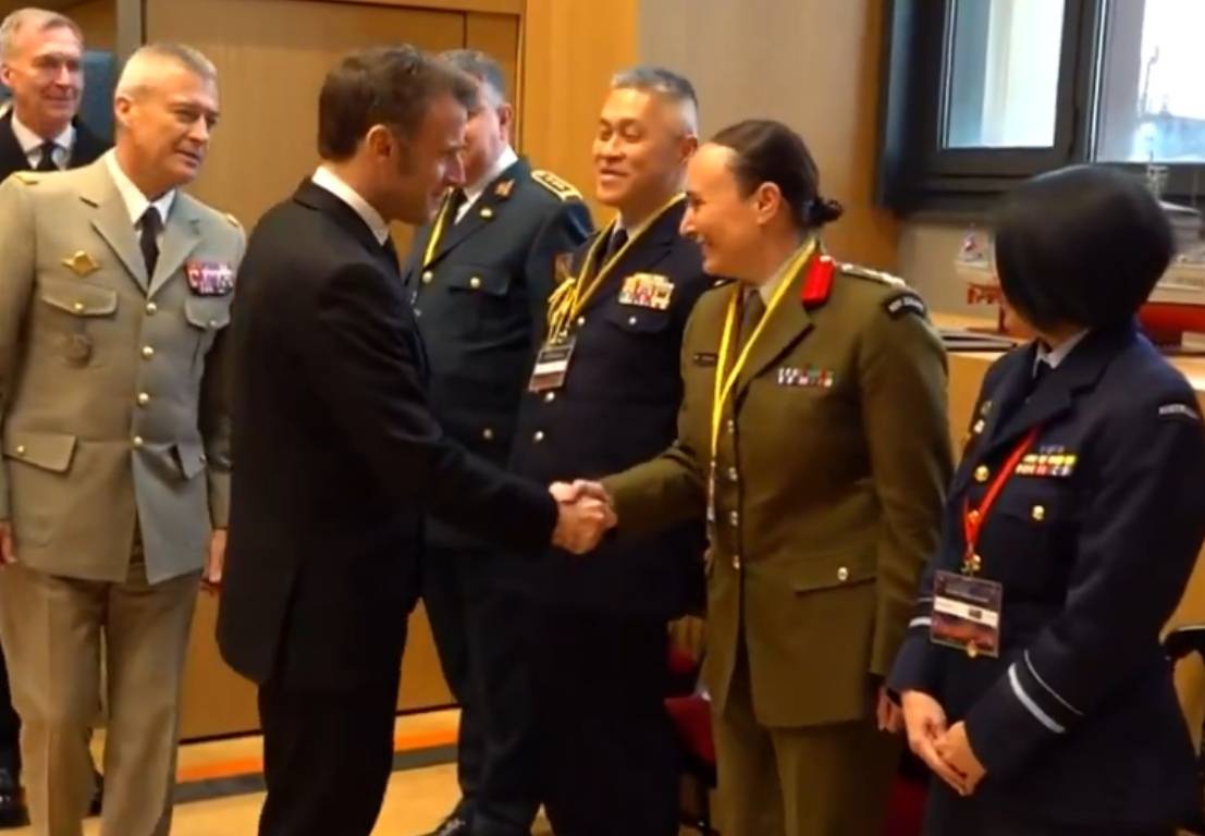 法国组织召开军方首脑会议<strong></p>
<p>原油一桶多少升</strong>,30余国讨论向乌派兵