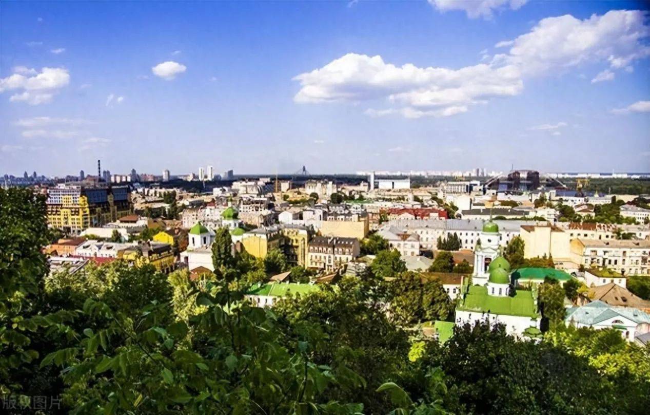 神反转！美俄刚刚和解<strong></p>
<p>原油一桶多少升</strong>，中方不按套路出牌，送俄“死对头”2份大礼