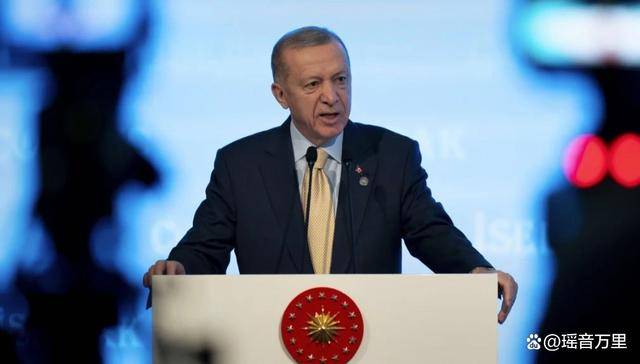 起义军首战告捷<strong></p>
<p>一桶原油多少升</strong>,沙拉政权气数将尽?伊朗沉默,美以俄土出手了