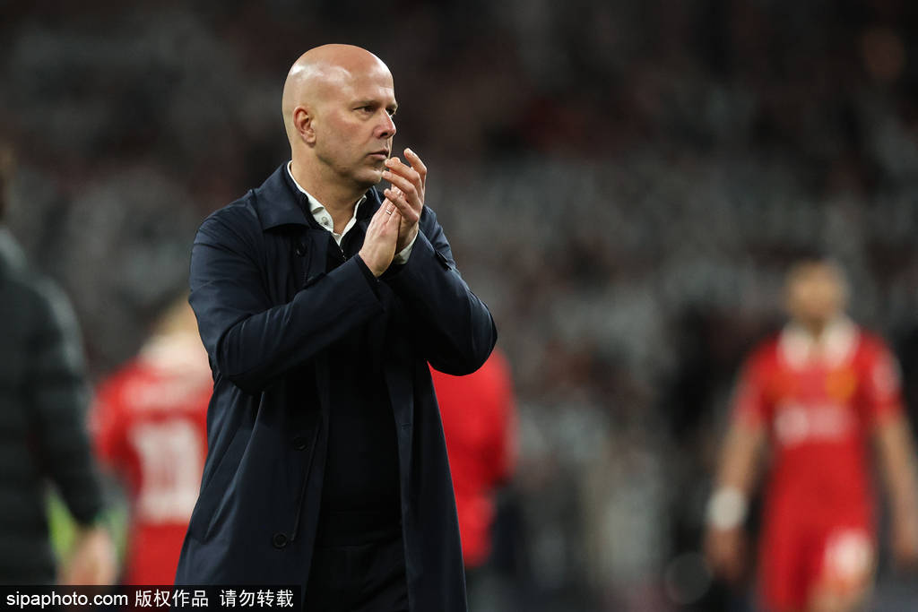 深度:斯洛特治下利物浦最惨一周 都赖萨拉赫快买伊萨克