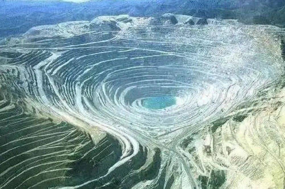 “卖谁都不会卖给中国!”蒙古国将最大铜矿卖给澳洲<strong></p>
<p>补原油</strong>,还提一无理要求