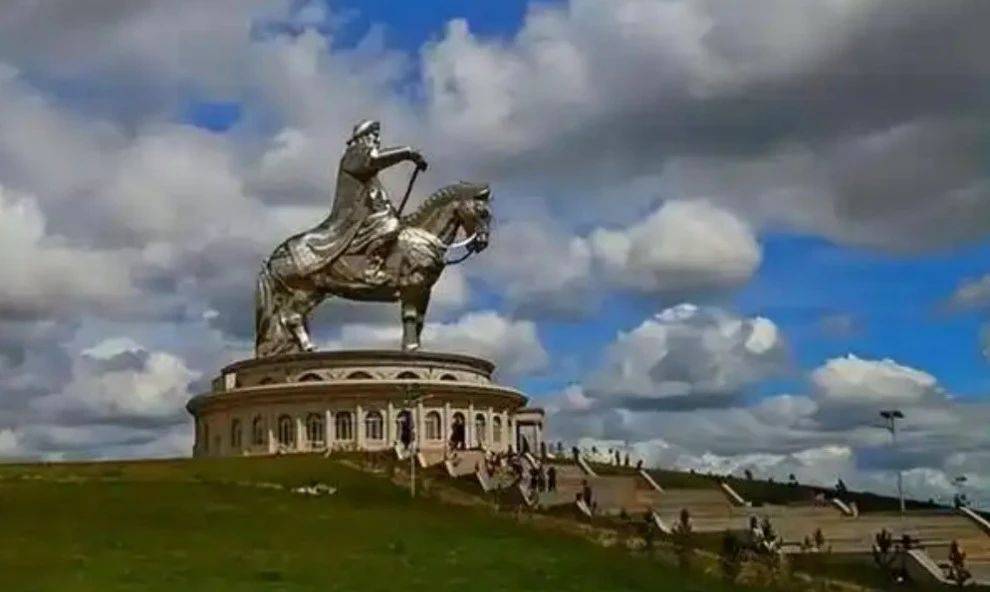 “卖谁都不会卖给中国!”蒙古国将最大铜矿卖给澳洲<strong></p>
<p>补原油</strong>,还提一无理要求