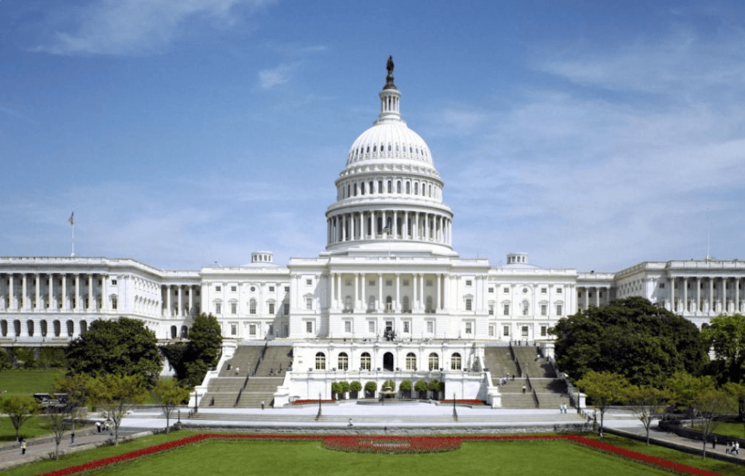 突发！当着全世界的面<strong></p>
<p>补原油</strong>，解放军宣布：不许美国插手否则给你好看！