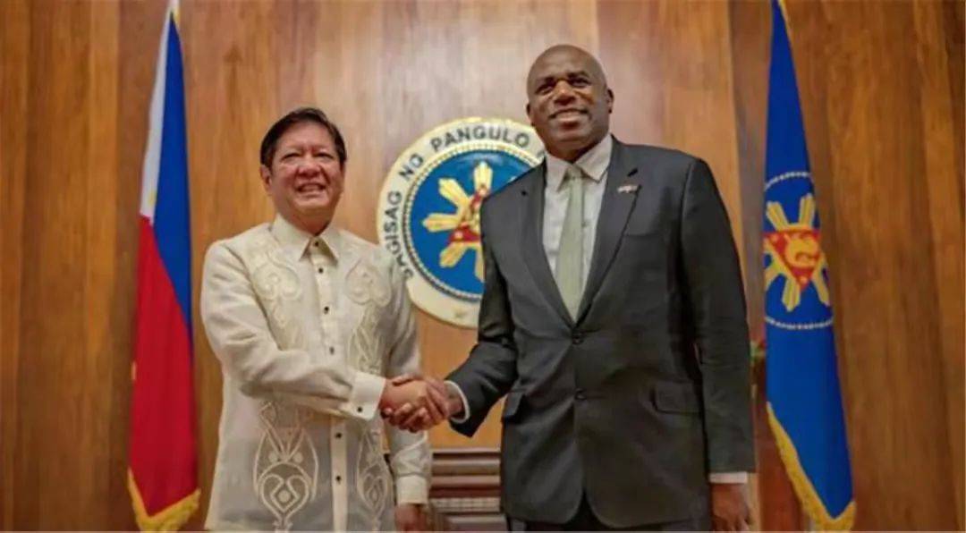 英外长离开菲律宾前<strong></p>
<p>控原油</strong>，留下8个字，禁止中方做一件事，不知天高