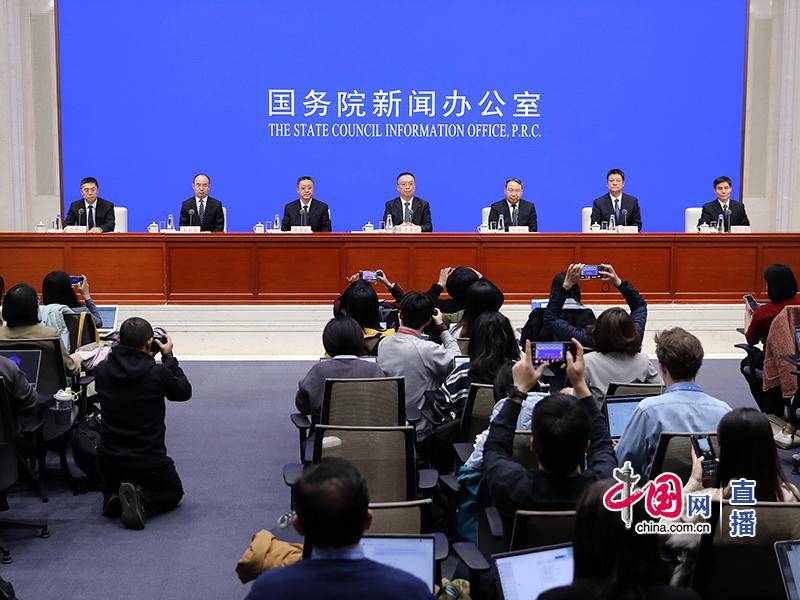 财政部：对<strong></p>
<p>控原油</strong>我国居民使用个人消费贷款进行的重点领域消费给予一定贴息支持