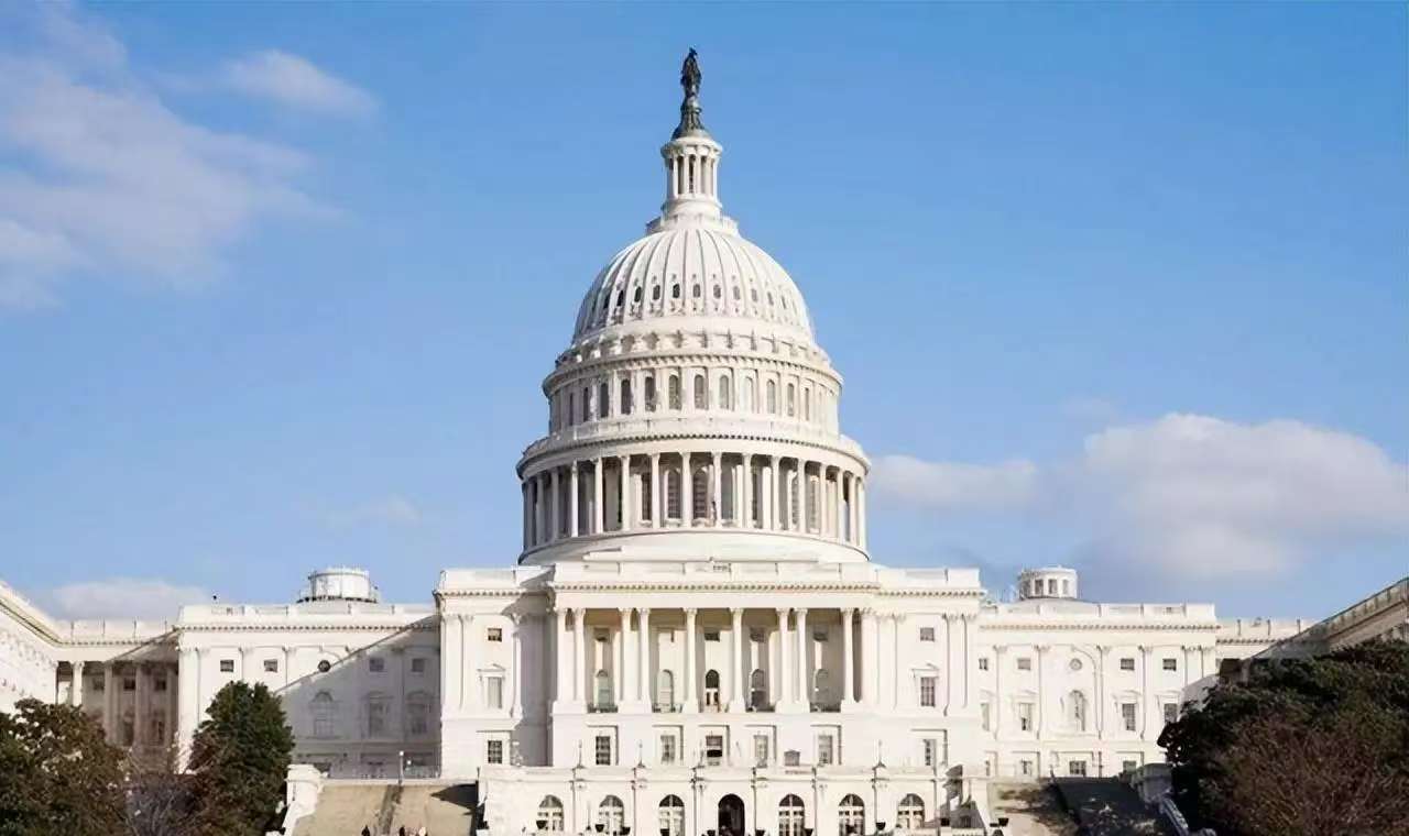 安理会不许中俄翻旧账?12:3表决未通过<strong></p>
<p>控原油</strong>,中方:绝不会忘记血债