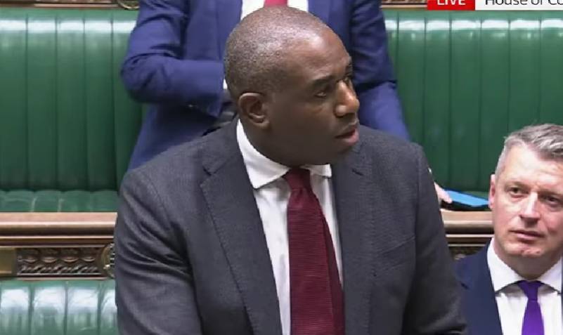 英国再威胁俄罗斯:小心点<strong></p>
<p>金投原油</strong>,正和欧盟协商加速援乌武器