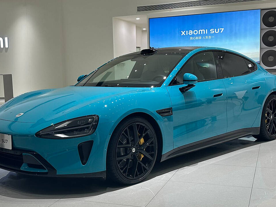 小米汽车每台亏4.5万、年亏62亿仍扩张<strong></p>
<p>金投原油</strong>,雷军:交付目标增至35万台