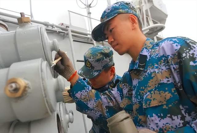 台媒嘲笑:中国055从澳洲回来后生锈豆腐渣工程<strong></p>
<p>金投原油</strong>?真相被全网耻笑