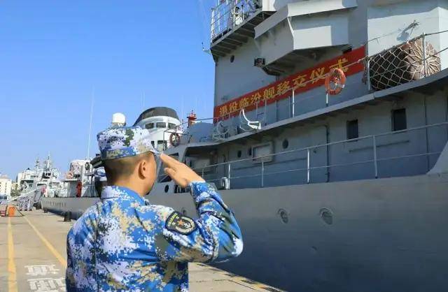 台媒嘲笑:中国055从澳洲回来后生锈豆腐渣工程<strong></p>
<p>金投原油</strong>?真相被全网耻笑