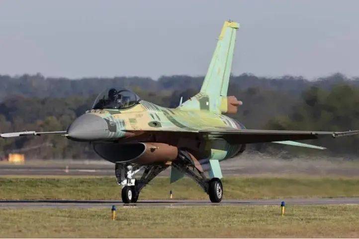 台海对峙:解放军风云压境<strong></p>
<p>金投原油</strong>,台湾新战术能否撑过首轮交锋?