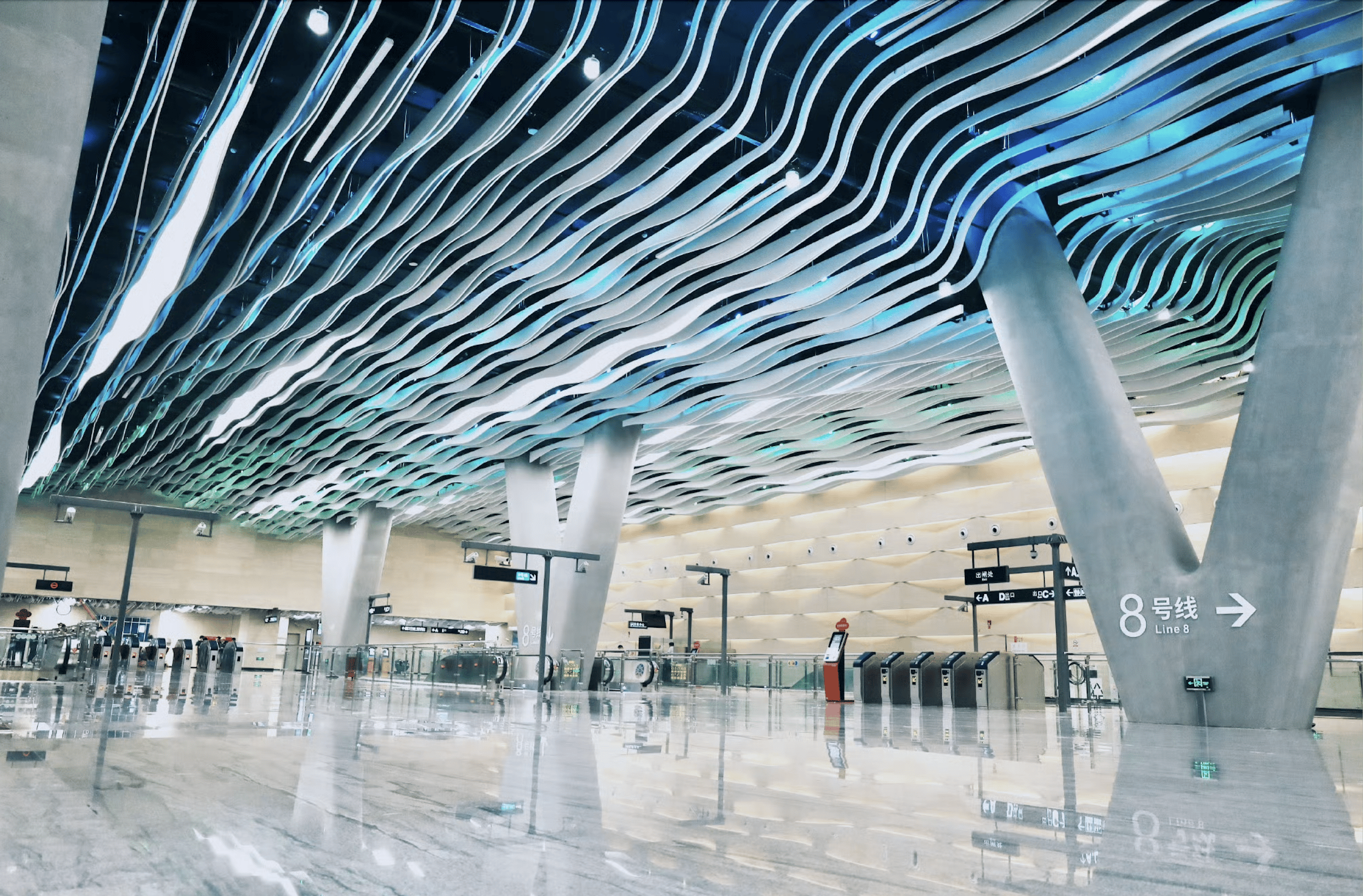 被外交部发言人“种草”<strong></p>
<p>美原油暴跌</strong>!广州的地铁站到底有多美