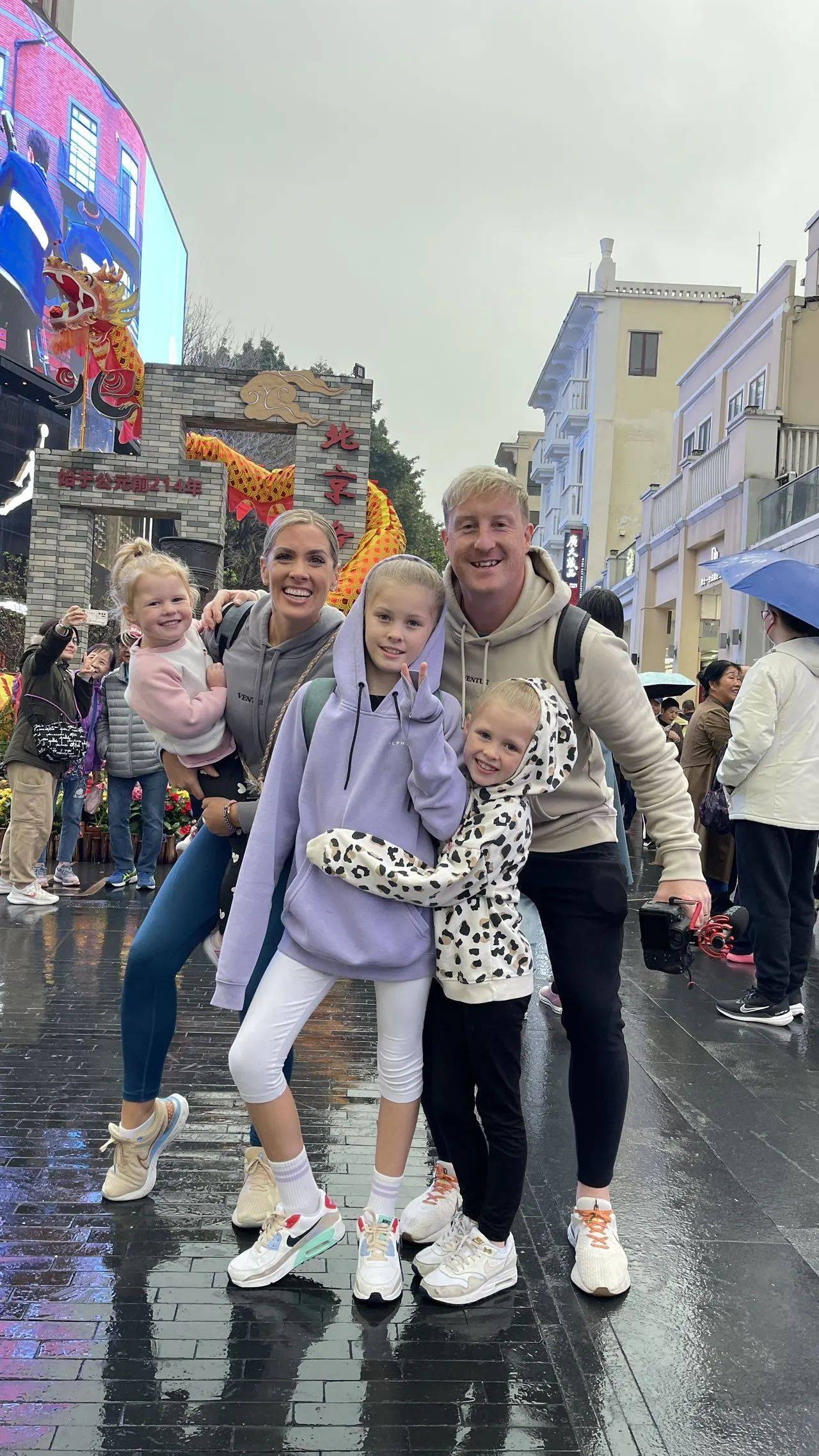 被外交部发言人“种草”<strong></p>
<p>美原油暴跌</strong>!广州的地铁站到底有多美