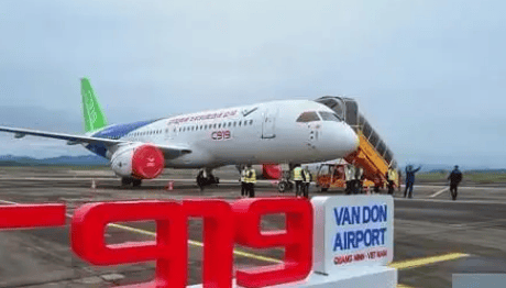 中越关系大变?越南直接跳过美欧<strong></p>
<p>美原油暴跌</strong>,向全球宣布:同意引进中国飞机