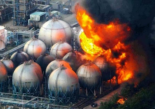 乌克兰“末日计划”曝光:若战败就引爆核电站<strong></p>
<p>原油现价</strong>,拉着俄欧同归于尽