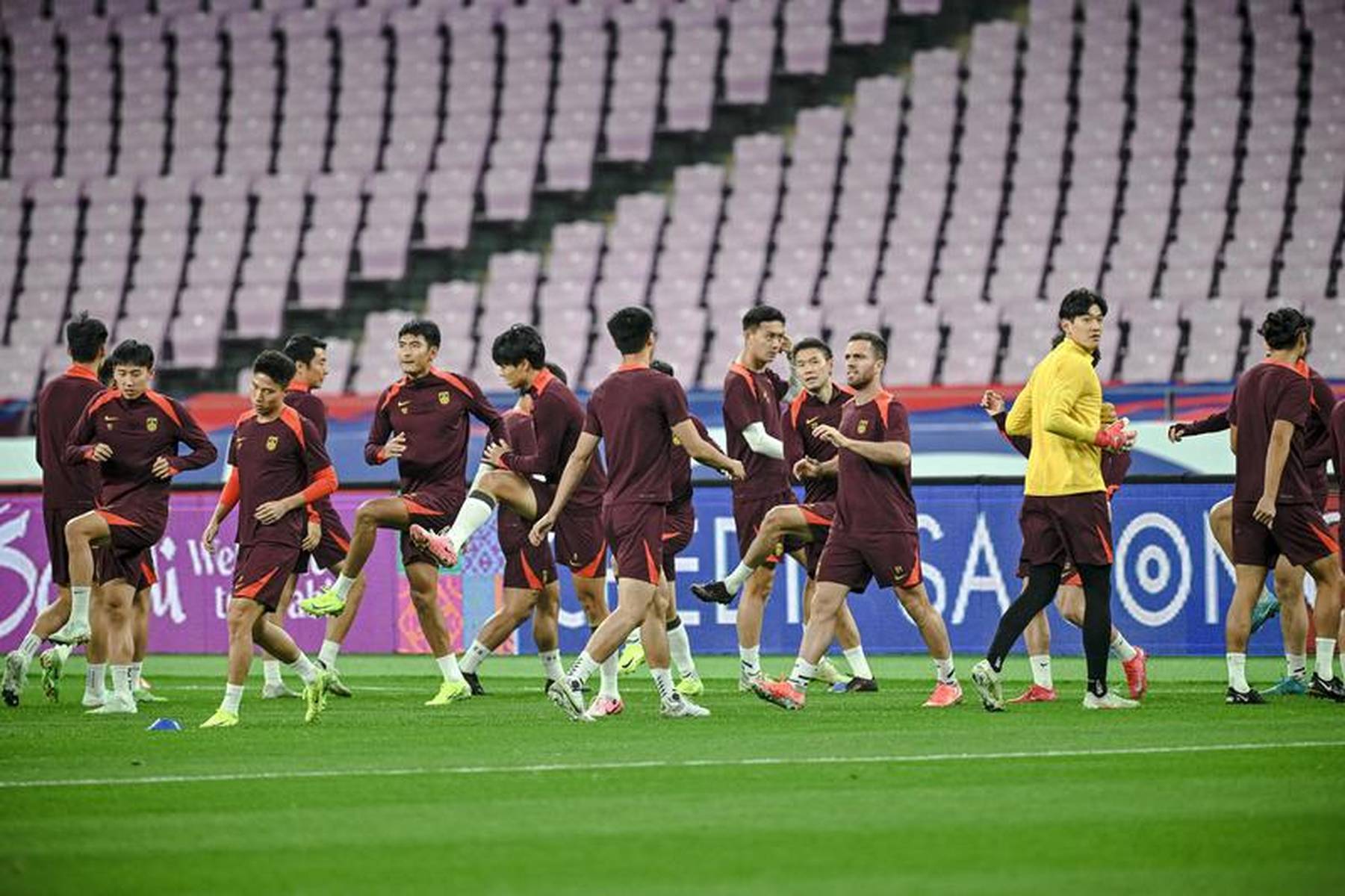 生死战<strong></p>
<p>原油石油</strong>!若国足在杭州输澳大利亚 将确定无缘直通世界杯