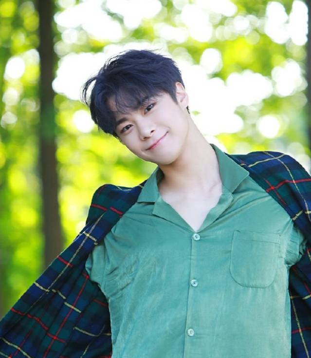 金赛纶写给文彬的信被公开:我太痛苦了<strong></p>
<p>期货原油交易所</strong>,曾一度想要选择死亡