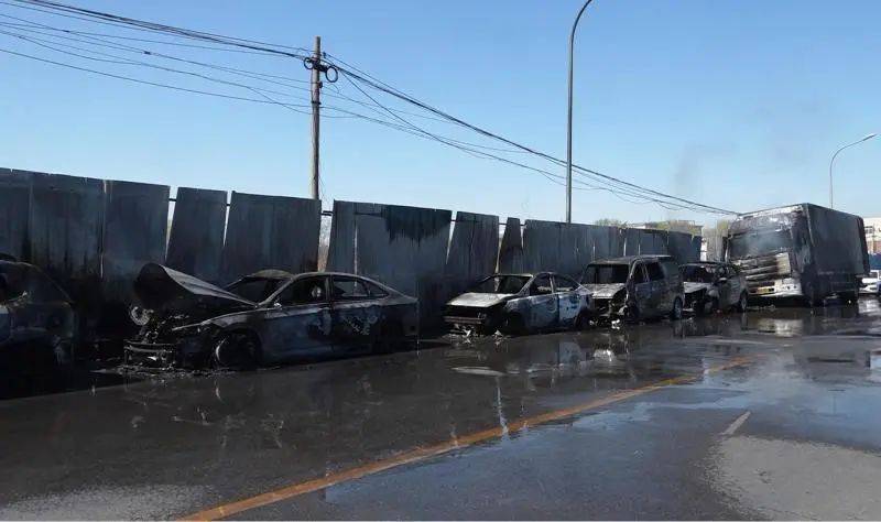 张某(女<strong></p>
<p>中国原油消耗</strong>,44岁)祈福,烧了9辆车!警方通报