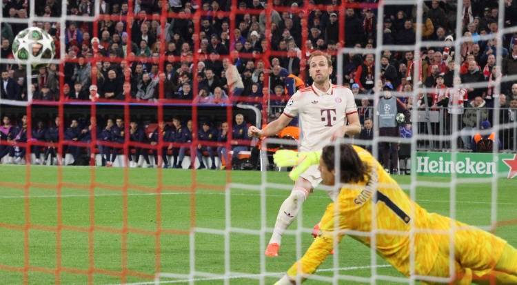 夺冠得靠自己<strong></p>
<p>原油技术分析</strong>！凯恩错失绝佳机会拜仁欧冠落后 联赛6分优势不保险