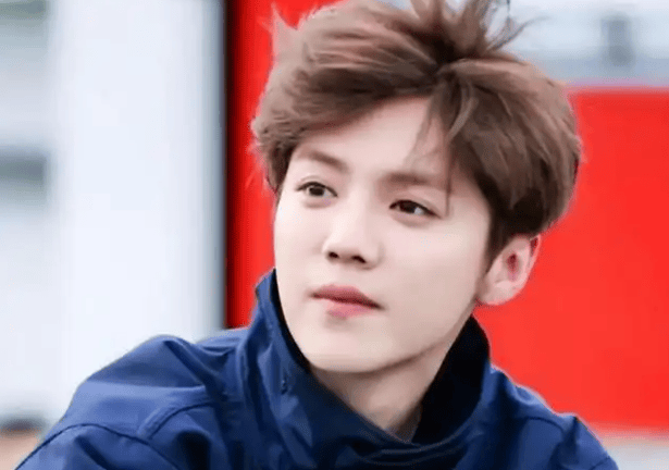 关晓彤媒体前正式回应分手<strong></p>
<p>国际原油消息</strong>,一句话让网友看清楚!7年不是恋爱脑