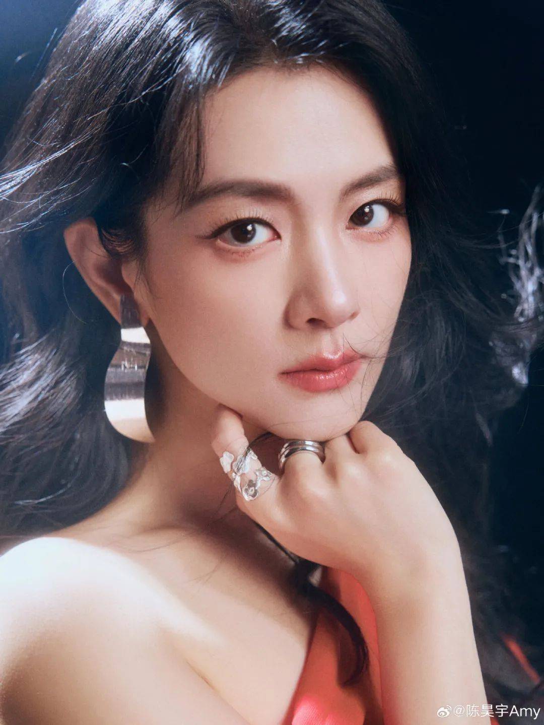 忍无可忍<strong></p>
<p>国际原油消息</strong>!女演员凌晨发文怒斥:令人无法原谅的恶劣行为!