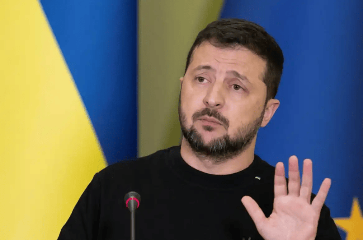 北约收到噩耗<strong></p>
<p>中原油田待遇</strong>,俄军势如破竹,特朗普怒骂泽连斯基,乌已无退路!