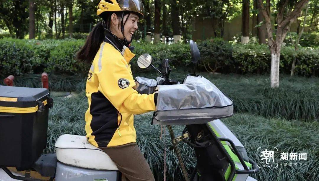 脑瘫女骑手送外卖7年<strong></p>
<p>中原油田待遇</strong>,换了6辆车,故事感动杭州