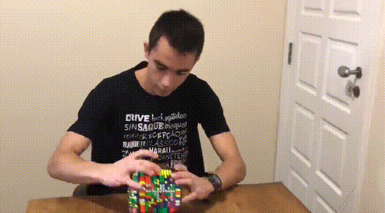 三大赛历史首位南美冠军！29岁的巴西人雨果<strong></p>
<p>中原油田待遇</strong>，他是谁？