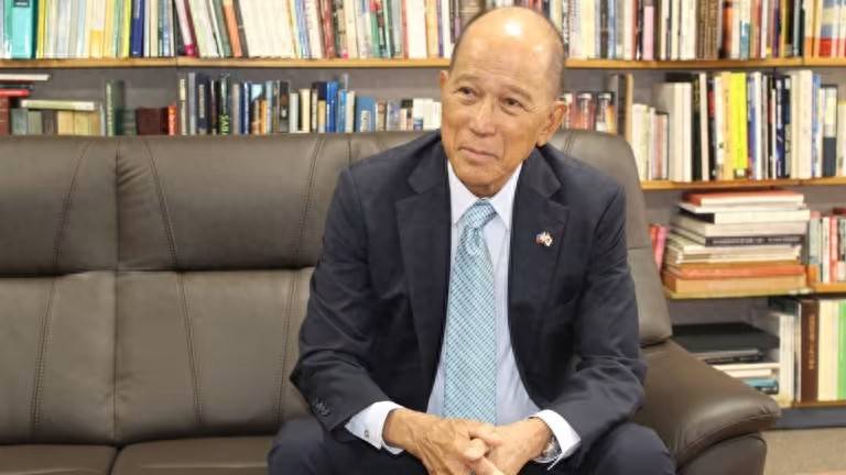 马科斯也没想到<strong></p>
<p>原油价格走势分析</strong>,中方撤离这么快,美国也没办法,菲突收重大噩耗