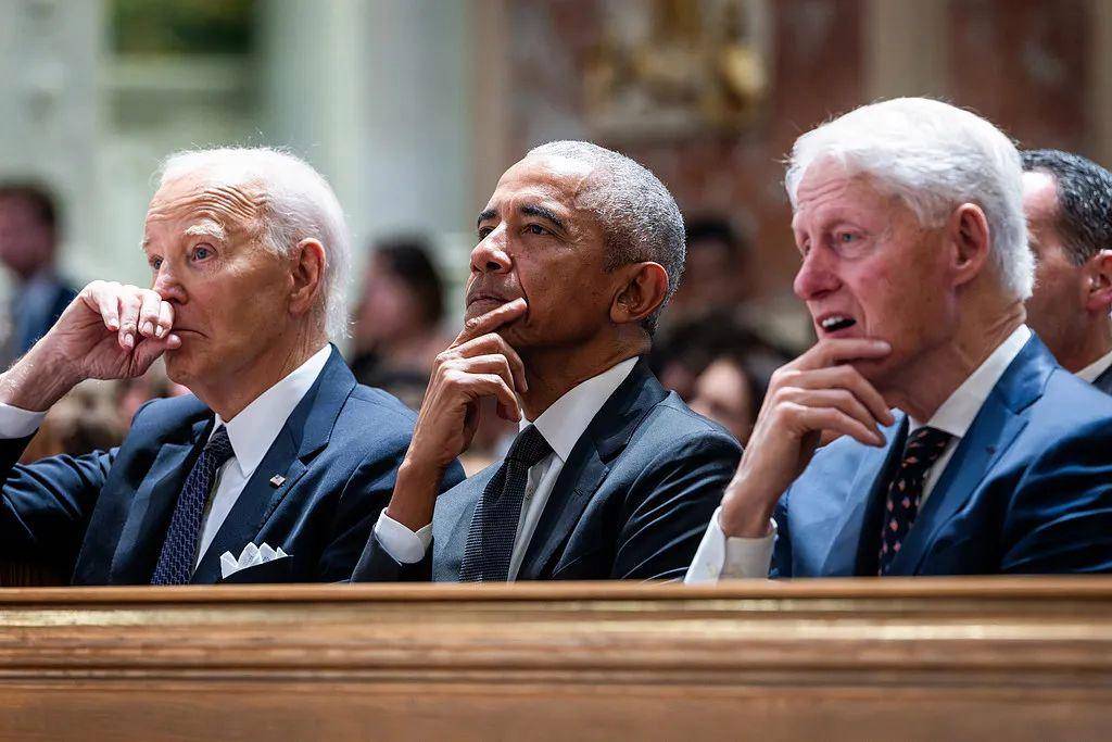 79岁克林顿突然出山<strong></p>
<p>原油cl</strong>，说了句罕见的话，微妙时刻，中国收到信号