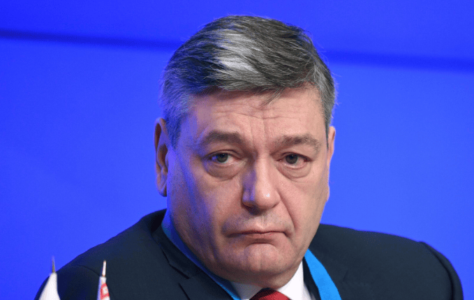 贸易战打了这么久<strong></p>
<p>吉林松原油田</strong>,俄罗斯率先“打破沉默”,在中美之间做出选择