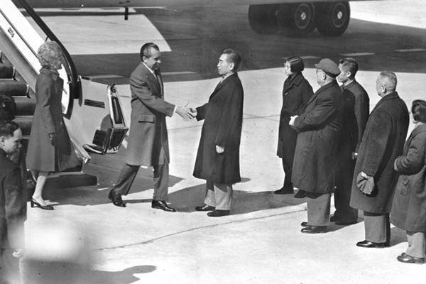 党浩楠:不要总觉得特朗普在下一盘大棋<strong></p>
<p>原油返佣</strong>,“逆向基辛格三角”不会成型