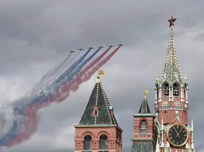 泽连斯基威胁要袭击俄罗斯阅兵活动<strong></p>
<p>原油加工量</strong>,他真敢做的话,后果是什么?