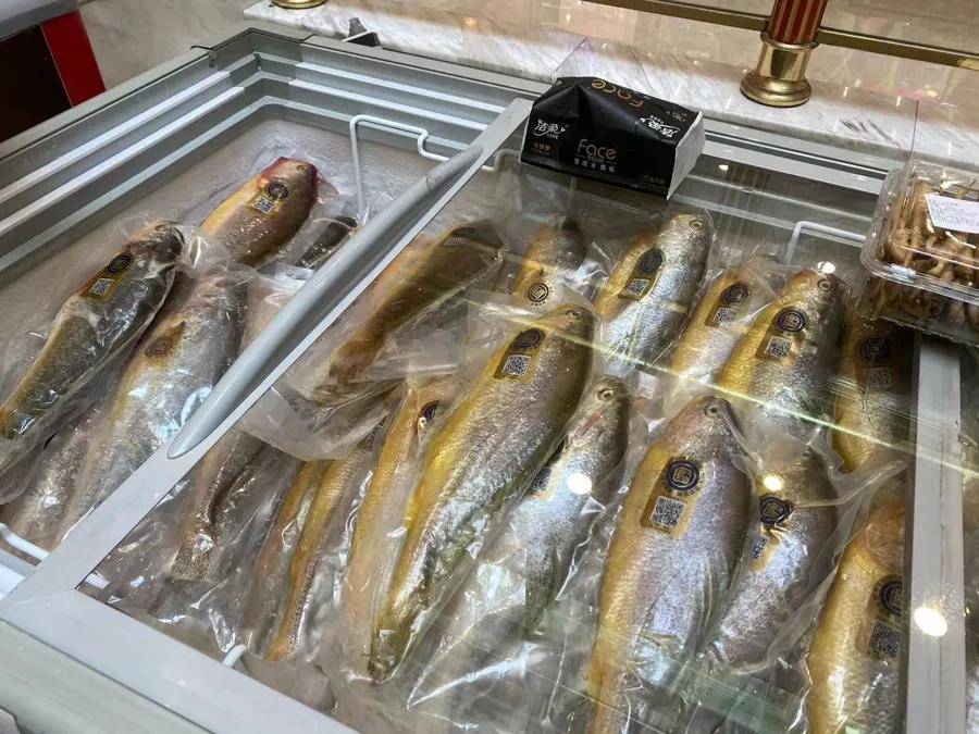 “1800元的出口商品219元拿下”!上海人假期疯狂“捡漏”<strong></p>
<p>原油加工量</strong>,这里外贸好东西都卖爆了,新品还将接力上市