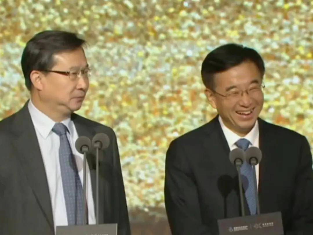 饶毅再谈"4+4"<strong></p>
<p>原油加工量</strong>！