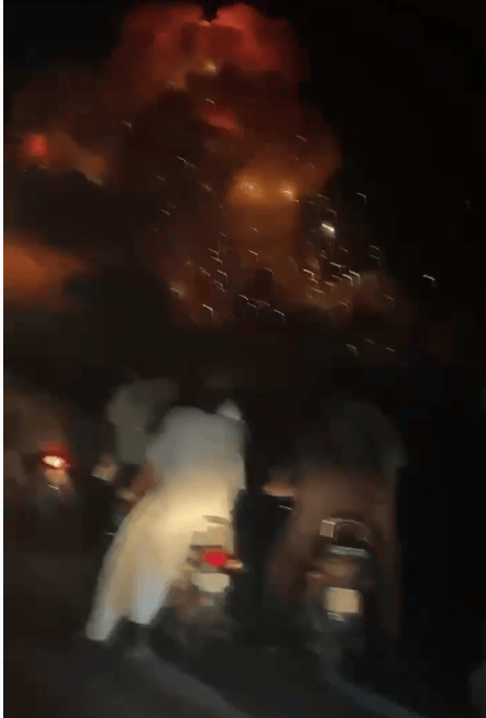 突发！印度向巴基斯坦三地发射导弹<strong></p>
<p>原油山</strong>，巴方誓言回应！两架印空军战机被击落，巴方全国空域关闭48小时