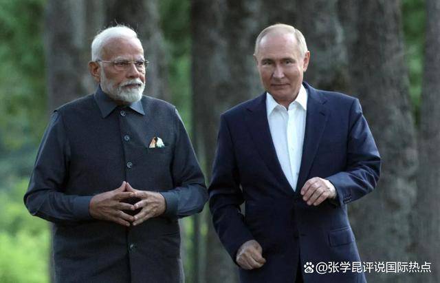 给中国甩脸子<strong></p>
<p>原油山</strong>,又不想驳普京面子,莫迪出了一招,要和普京单聊