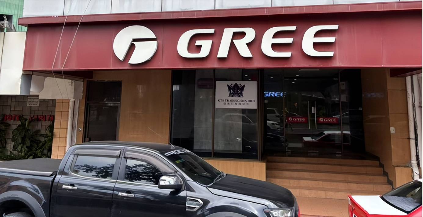 争议中的董明珠：与其盯着雷军<strong></p>
<p>原油山</strong>，不如去学方洪波