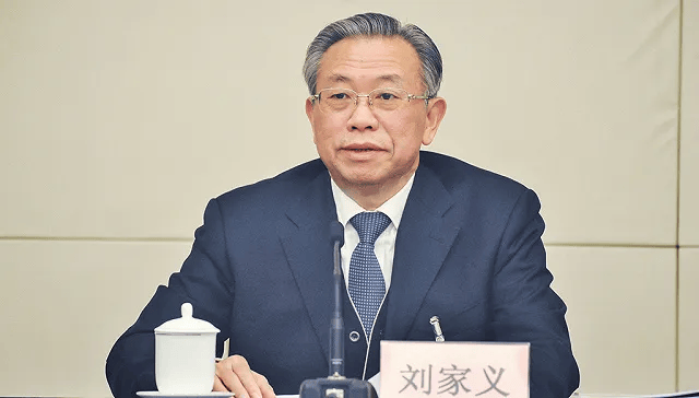 李锦斌、刘家义、刘赐贵、王建军<strong></p>
<p>期货原油实时行情</strong>，已任中央指导组组长