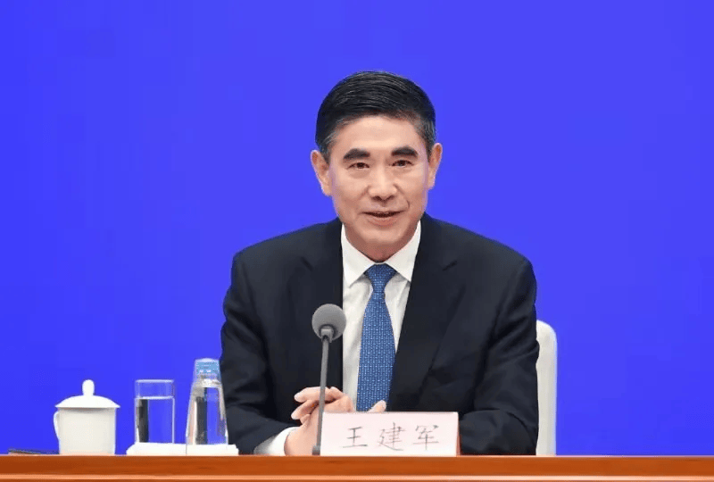 李锦斌、刘家义、刘赐贵、王建军<strong></p>
<p>期货原油实时行情</strong>，已任中央指导组组长