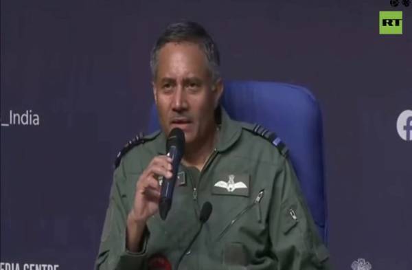 印度空军回应:损失是战斗的一部分<strong></p>
<p>利比亚原油</strong>,所有飞行员已返回国内